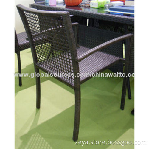 Rattan chair, 5cm thick cushionNew